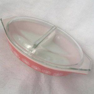 Vintage Pryex pink 1 1/2 quart divided dish
